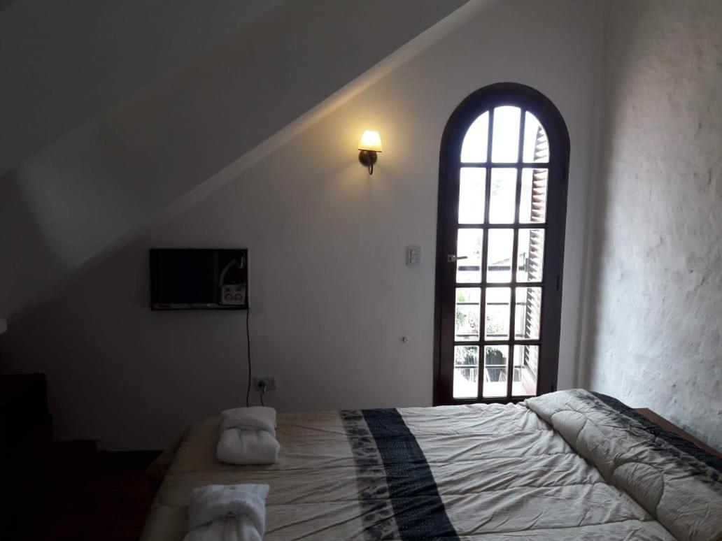 Posada Villa Club, Apart 3 Cerca Del Aeropuerto El Palomar Урлингам Экстерьер фото